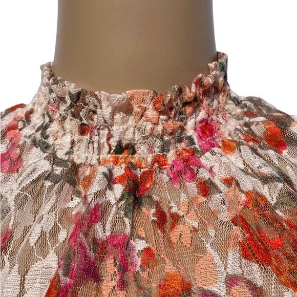 Status by Chenault Pink Women's Floral Lace Shirred Mock Neck Sleeveless Top S - Picture 6 of 9